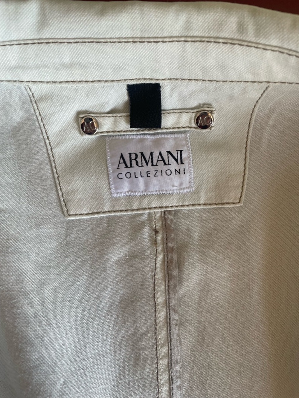 Armani Collezioni Summer Classic Cream Two-Button Blazer Jacket Size 38